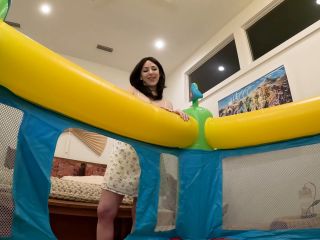 Mama Fiona - Bounce House Fun with Mommy